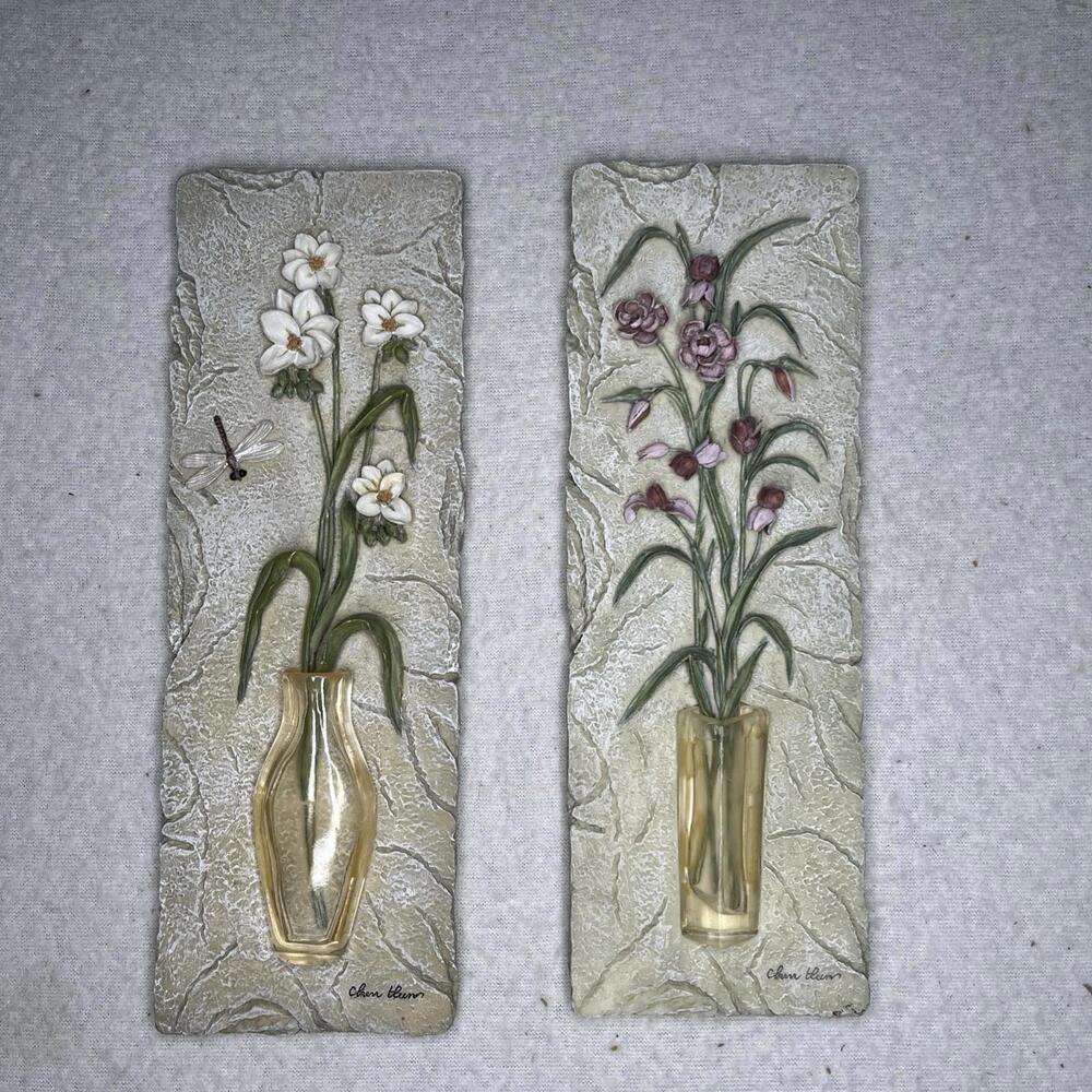 SOLD. Vintage 1970’s 2 Piece Resin Blum Set  & Chen Blum. 3 D. Signed Floral